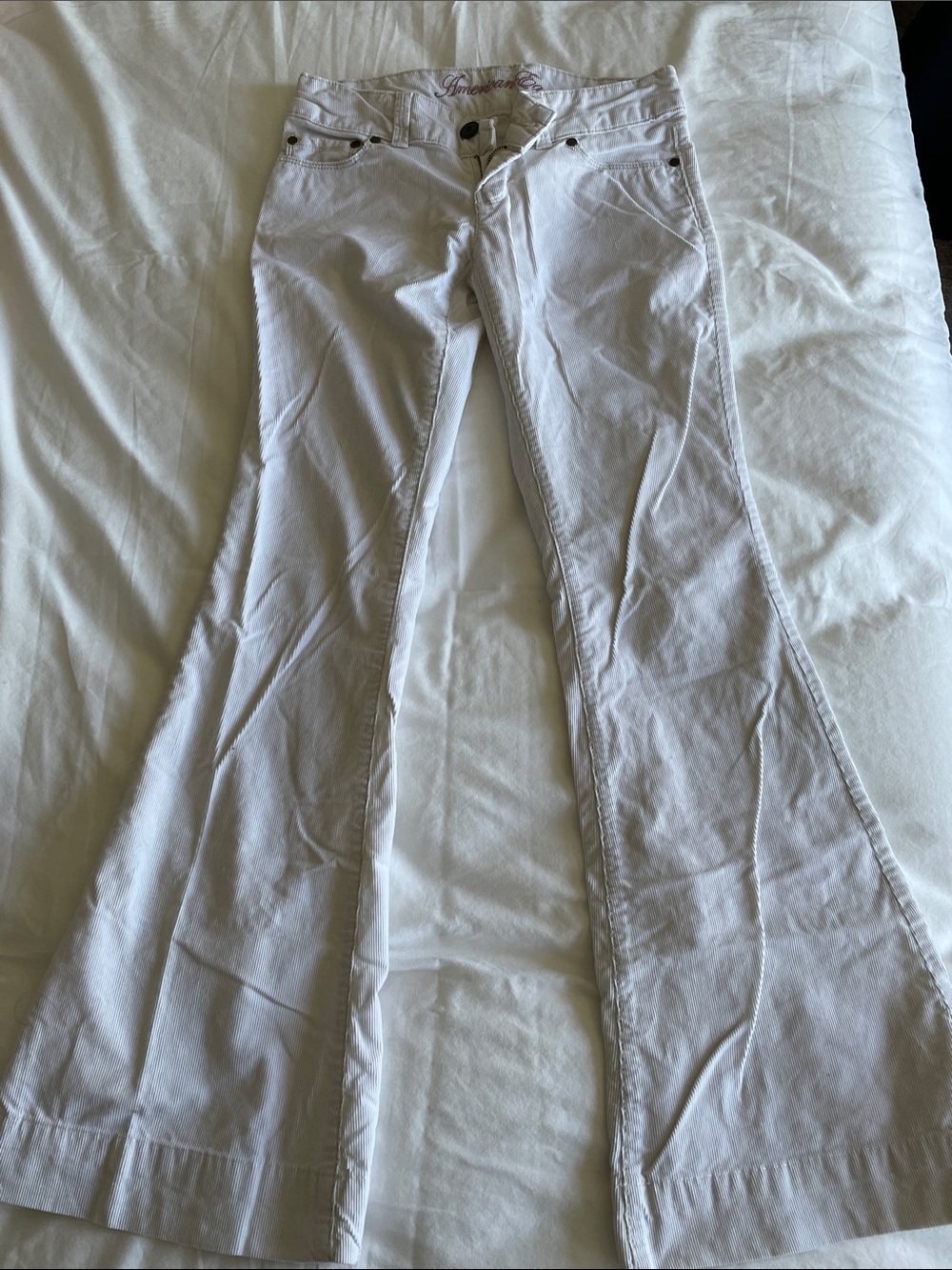 American Eagle White Flared corduroy Wide-Leg pants